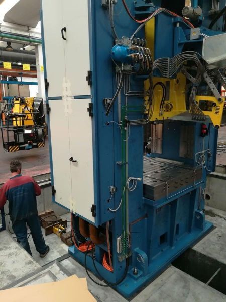 noleggio carrelli da traino 7